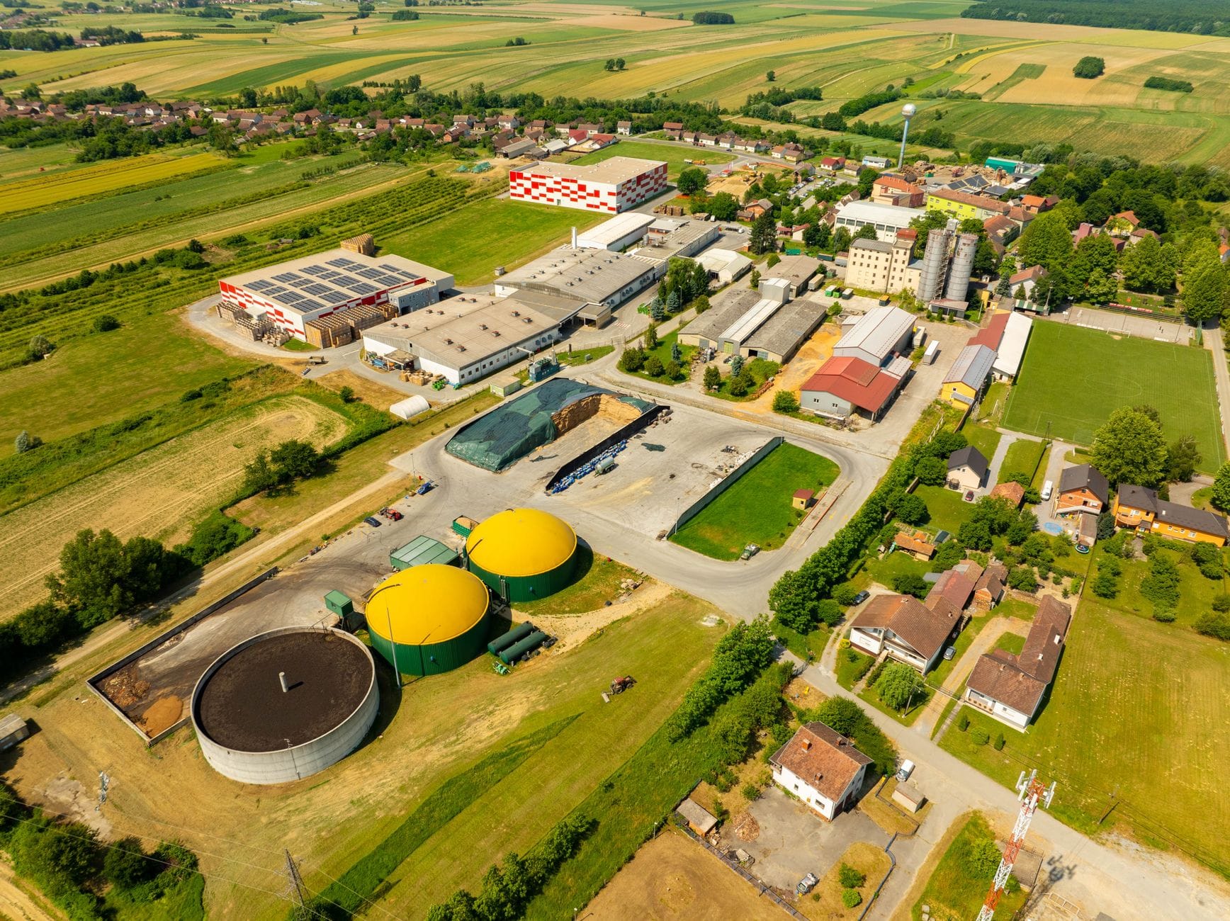 Biogazownia rolnicza z lotu ptaka w Chorwacji